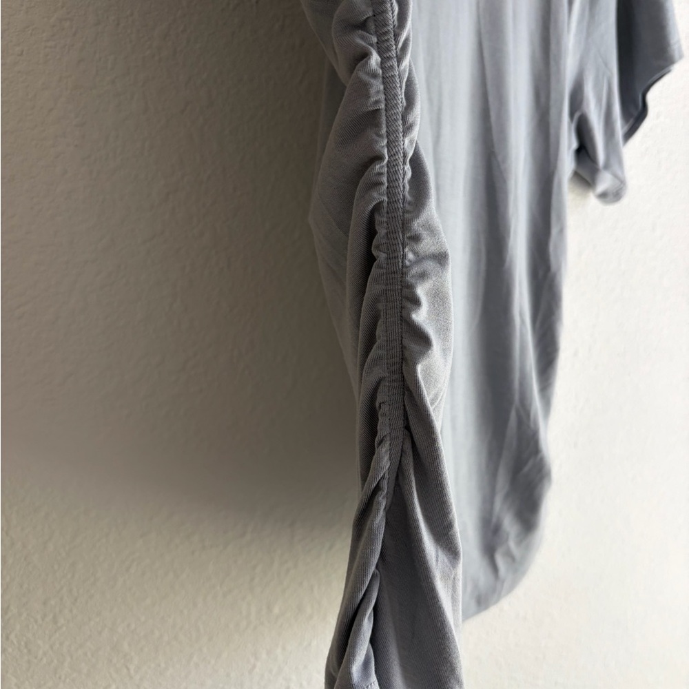Athleta Gray Short-Sleeve Ruched Side Tee - Picture 3 of 4
